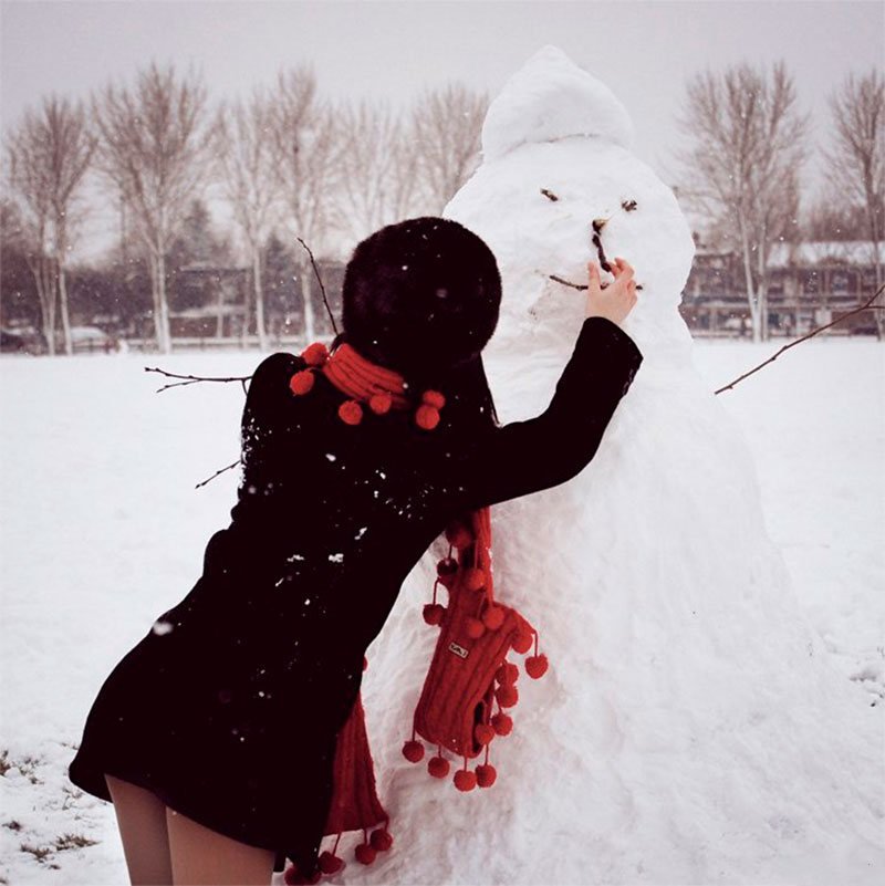 Девушки зимой (39 фото)