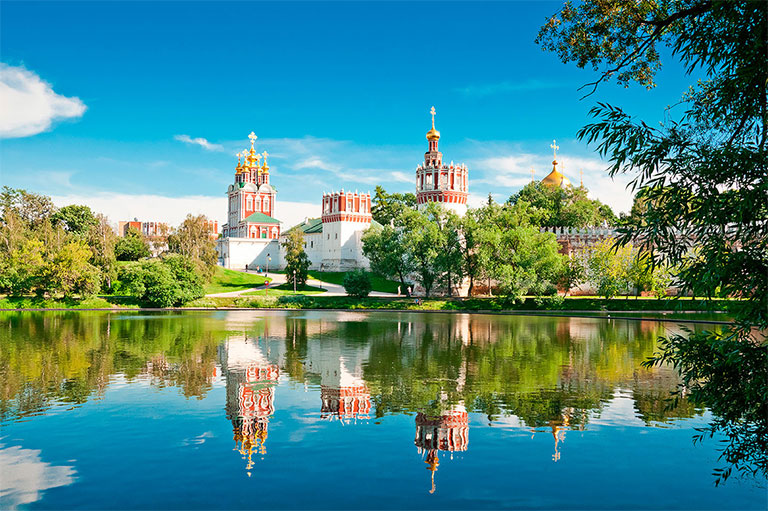 Красивые места в Москве летом (20 фото)